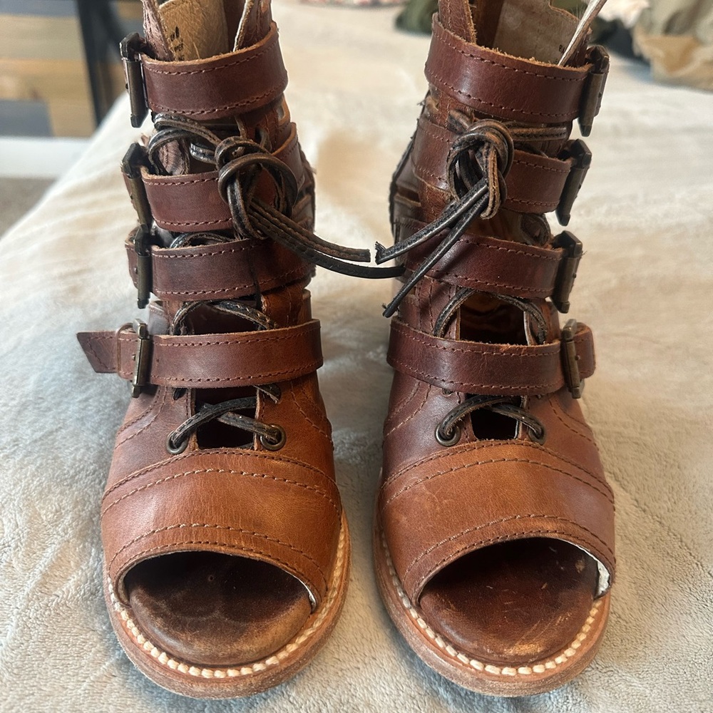 Women’s Freebird Braeden boots size 8 - Picture 3 of 5